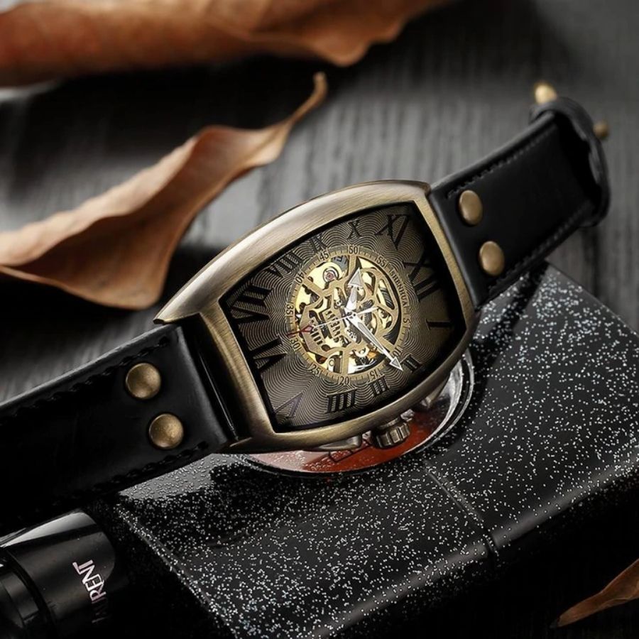 RockSkullWatch_4.jpg