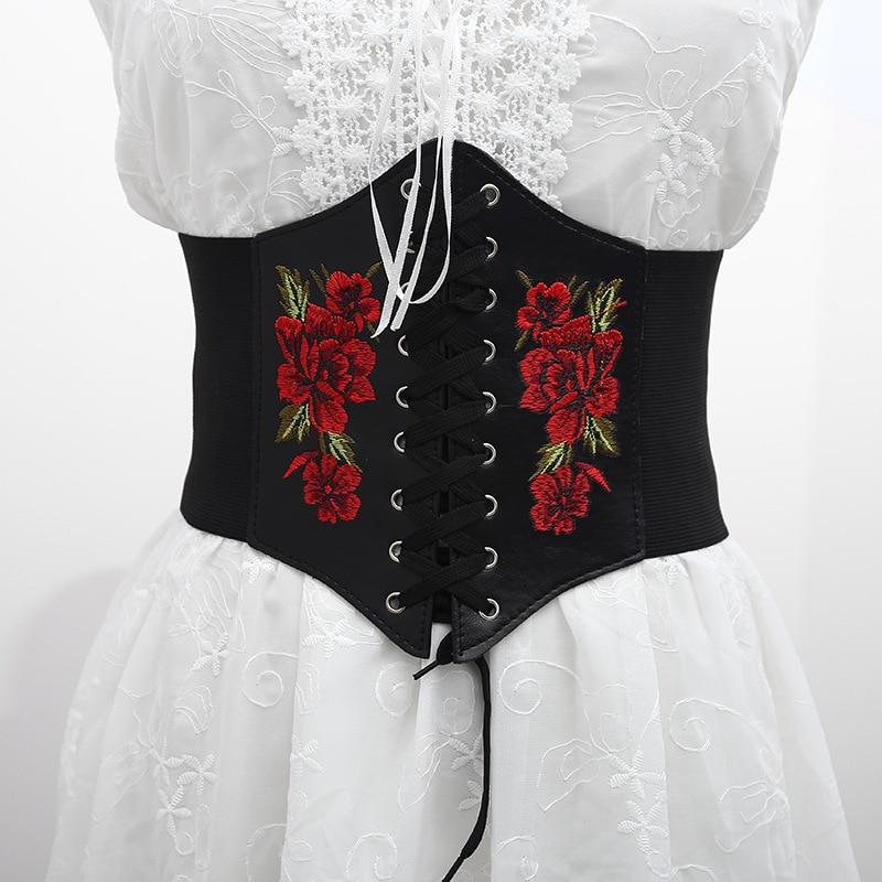 casual-gothic-corset-930938.jpg