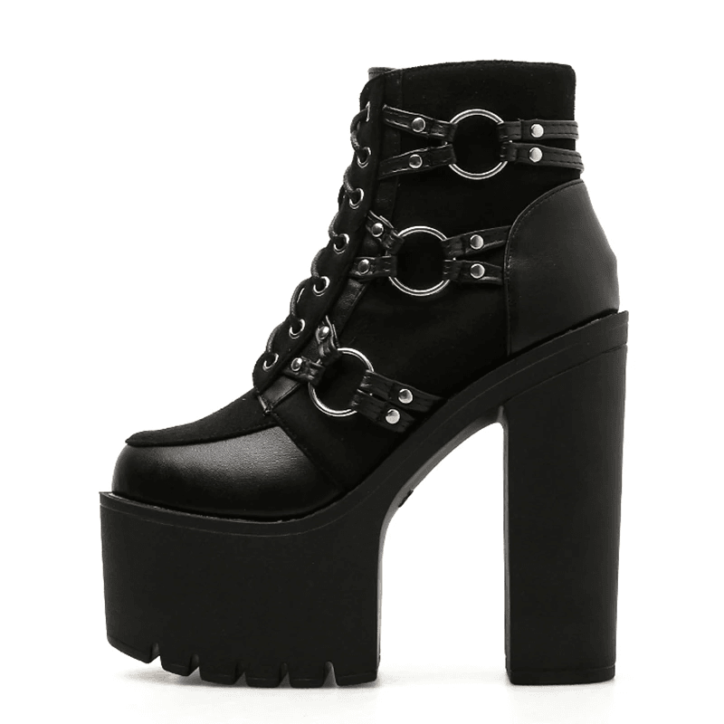 darkest-hour-high-heel-shoes-292221.png