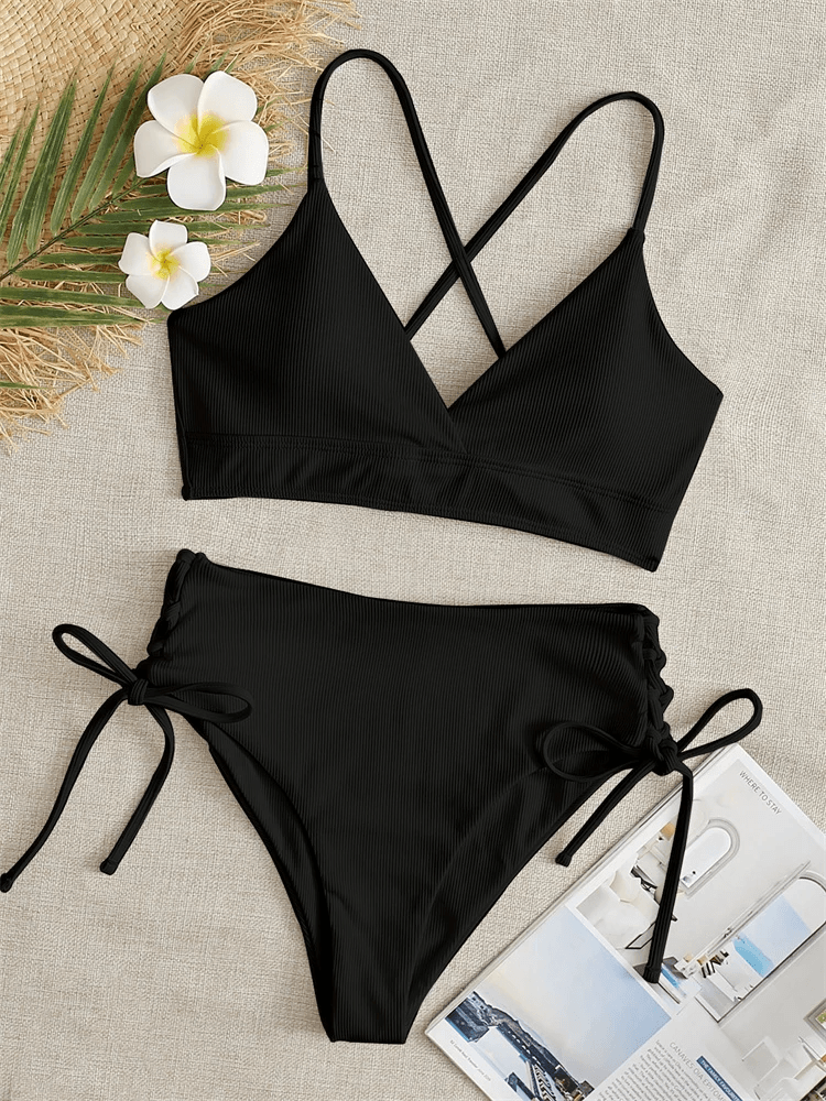 laria-swimsuit-954634.png