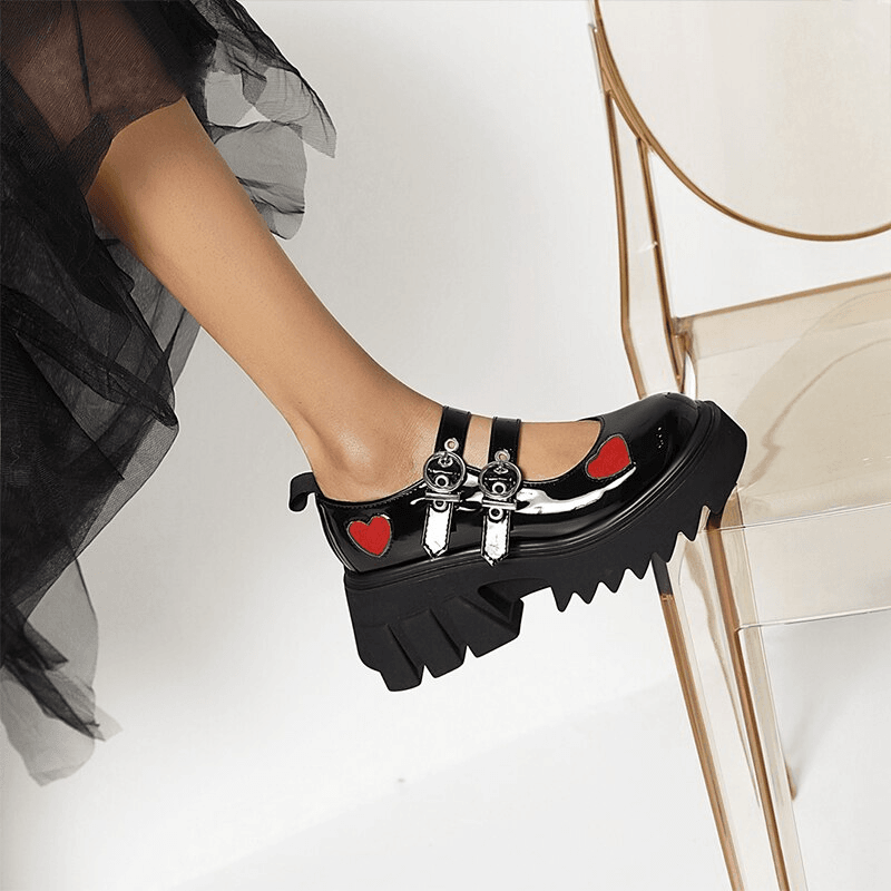 punk-heart-boots-2-877083.png