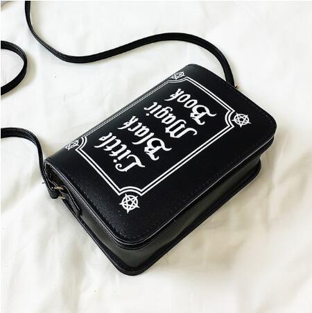 witch-handbag-786982.jpg